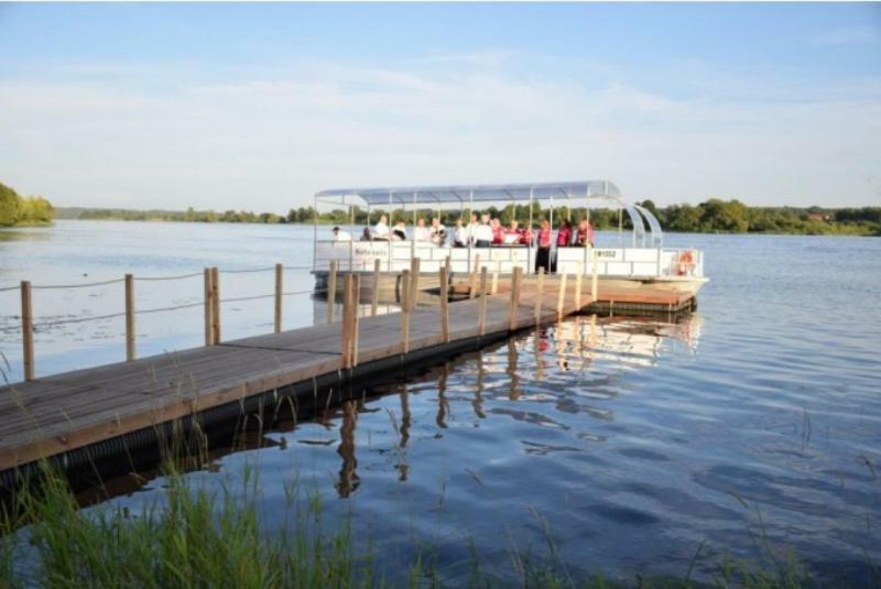 Restaurant&Hotel Klidzina Skriveri Zewnętrze zdjęcie